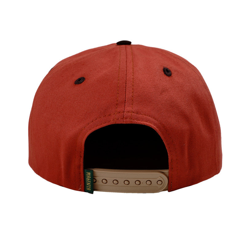 Bestel de Magenta QUÉBEC SNAPBACK HAT - BRICK  veilig, gemakkelijk en snel bij Revert 95. Check onze website voor de gehele Magenta collectie, of kom gezellig langs bij onze winkel in Haarlem.	
