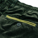 Bestel de Magenta LOOSE LONG CORD SHORTS snel, gemakkelijk en veilig bij Revert 95. Kom gezellig langs onze winkel in Haarlem of check onze website voor de hele Magenta collectie.