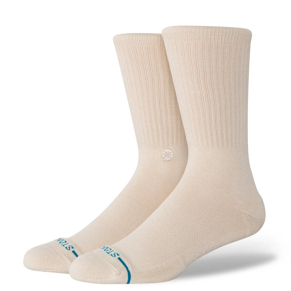 Stance Icon Oatmeal – beige (oatmeal) crew sokken met geborduurd Stance-logo, medium cushioning en versterkte hiel en teen