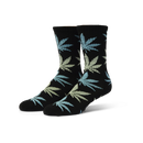 HUF Plantlife Multi Sock, crew sock van 55% cotton 43% polyester 2% spandex met all-over jacquard-knit Plantlife patroon in meerdere kleuren athletic ribbed upper Kushioned footbed en reinforced heel en toe, verkrijgbaar bij Revert 95 Haarlem