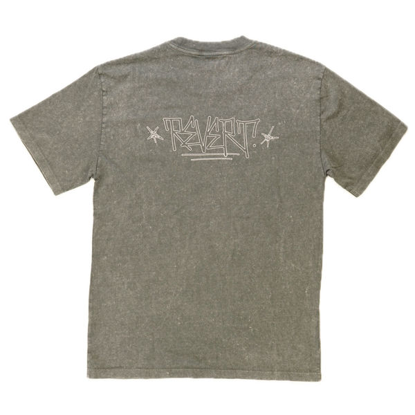 Koop het Revert 95 the saint heavy stone wash tee veilig en snel bij Revert 95 online of kom hem checken in de winkel in Haarlem.