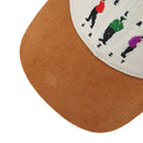 Hélas Caps Jazzy Cap Light Blue/Brown met 100% cotton denim body, contrasterende Brown corduroy klep en geborduurd Hélas graphic, verkrijgbaar bij Revert 95 Haarlem