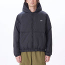 Bestel de Obey Retreat hooded jacket gemakkelijk, snel en veilig bij Revert 95. Check onze website voor de gehele Obey collectie of kom gezellig langs bij onze winkel in Haarlem.