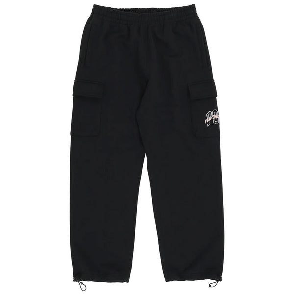 Bestel de Pop Trading Company FTC & Pop cargo sweat pant snel, gemakkelijk en veilig bij Revert 95. Check onze website voor de Gehele Pop Trading Company collectie of kom gezellig langs bij onze winkel in Haarlem.