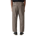 Bestel de Former PRAYER WOOL PANT snel, gemakkelijk en veilig bij Revert 95. Check onze website voor de gehele Former collectie of kom gezellig langs bij onze winkel in Haarlem.