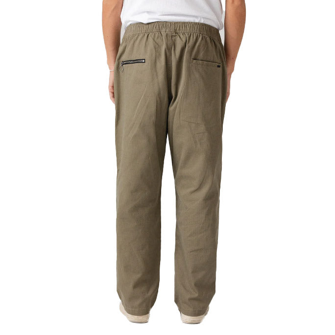 Bestel de Former PRAYER HERRINGBONE PANT snel, gemakkelijk en veilig bij Revert 95. Check onze website voor de gehele Former collectie of kom gezellig langs bij onze winkel in Haarlem.
