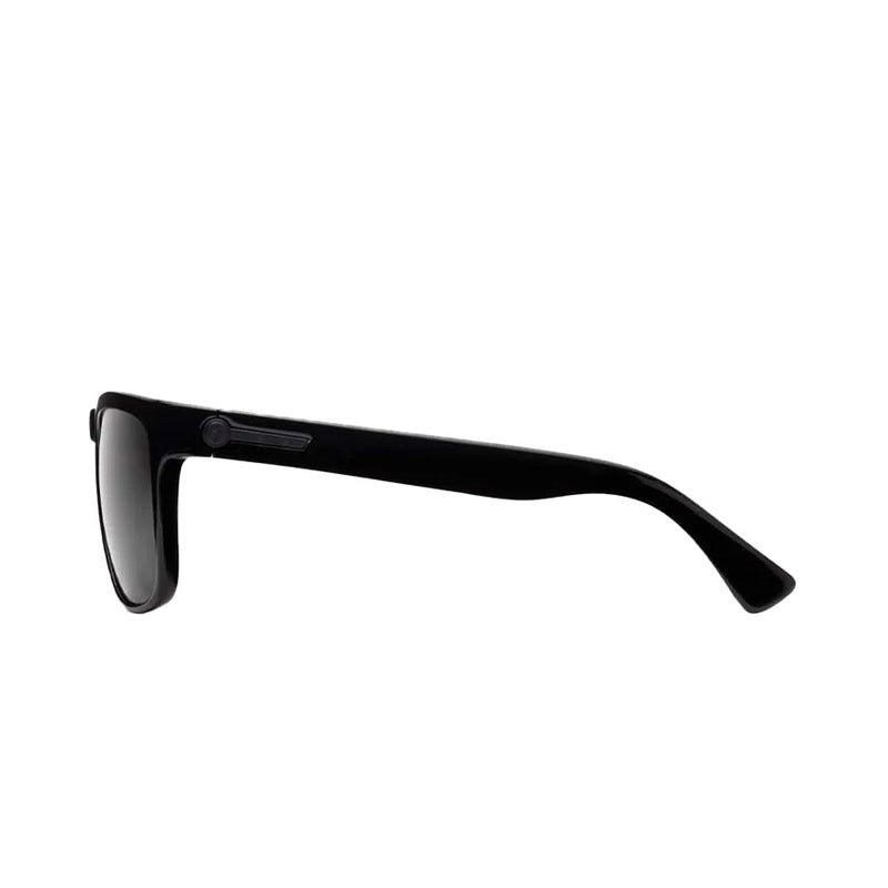 Bestel de Electric Knoxville XL Jason Momoa Matte Black Grey Polarized snel, veilig en gemakkelijk bij Revert 95. Check onze website voor de gehele Electric collectie of kom gezellig langs bij onze winkel in Haarlem.