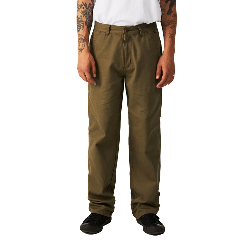 Bestel de Former DISTEND VT PANT ARMYveilig, gemakkelijk en snel bij Revert 95. Check onze website voor de gehele Former collectie, of kom gezellig langs bij onze winkel in Haarlem.