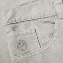 Bestel het Polar Big Boy Jeans Pale Taupe veilig, gemakkelijk en snel bij Revert 95. Check onze website voor de gehele Polar collectie, of kom gezellig langs bij onze winkel in Haarlem.