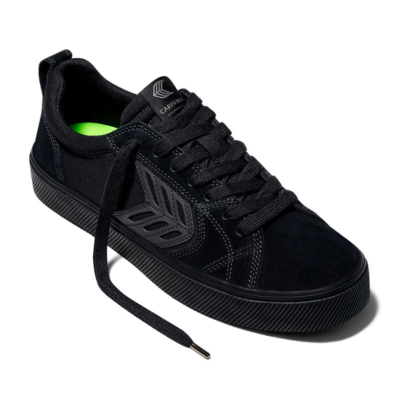 Bestel de CATIBA PRO ALL BLACK SUEDE AND CANVAS ASH GREY LOGO SNEAKER online bij Revert 95. Check de webshop voor de collectie Cariuma producten. Snelle wereldwijde levering.