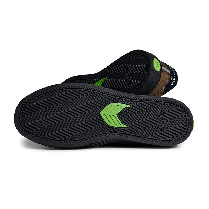 Bestel de Cariuma NAIOCA PRO KHAKI BLACK SUEDE veilig, gemakkelijk en snel bij Revert 95. Check onze website voor de gehele Cariuma collectie, of kom gezellig langs bij onze winkel in Haarlem.
