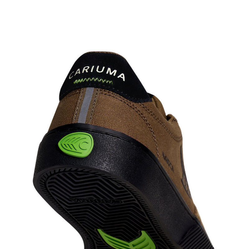 Bestel de Cariuma NAIOCA PRO KHAKI BLACK SUEDE veilig, gemakkelijk en snel bij Revert 95. Check onze website voor de gehele Cariuma collectie, of kom gezellig langs bij onze winkel in Haarlem.	