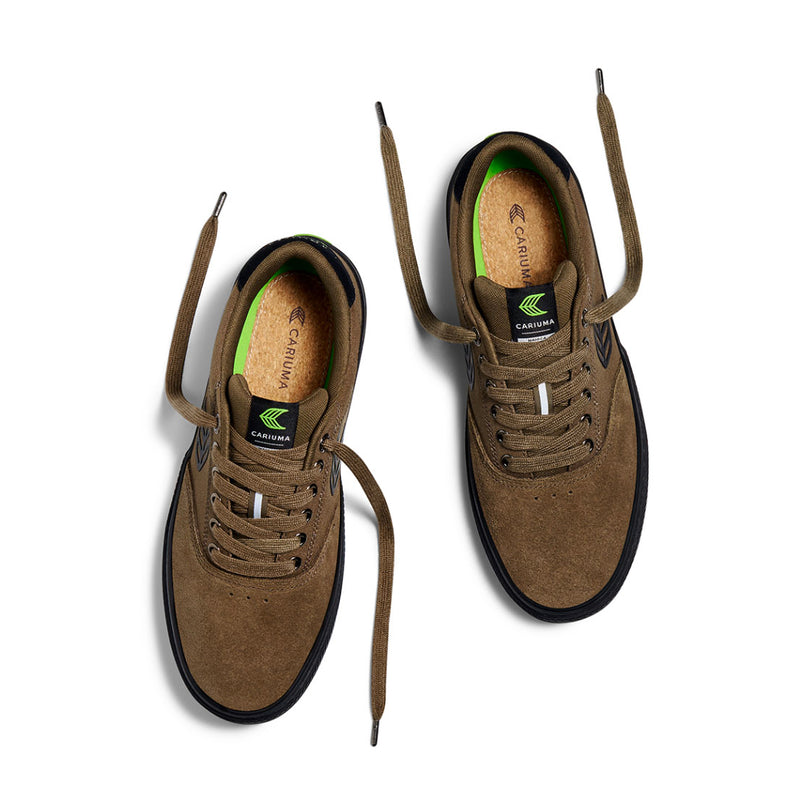 Bestel de Cariuma NAIOCA PRO KHAKI BLACK SUEDE veilig, gemakkelijk en snel bij Revert 95. Check onze website voor de gehele Cariuma collectie, of kom gezellig langs bij onze winkel in Haarlem.