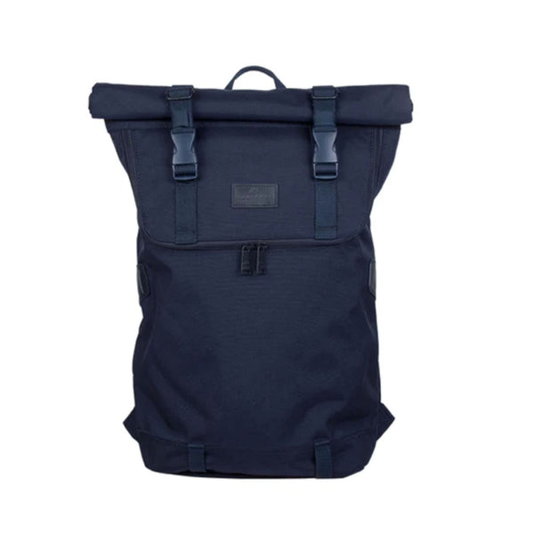 Bestel de Doughnut Christopher Nylon Navy Backpack navy veilig, gemakkelijk en snel bij Revert 95. Check onze website voor de gehele Doughnut collectie, of kom gezellig langs bij onze winkel in Haarlem.	