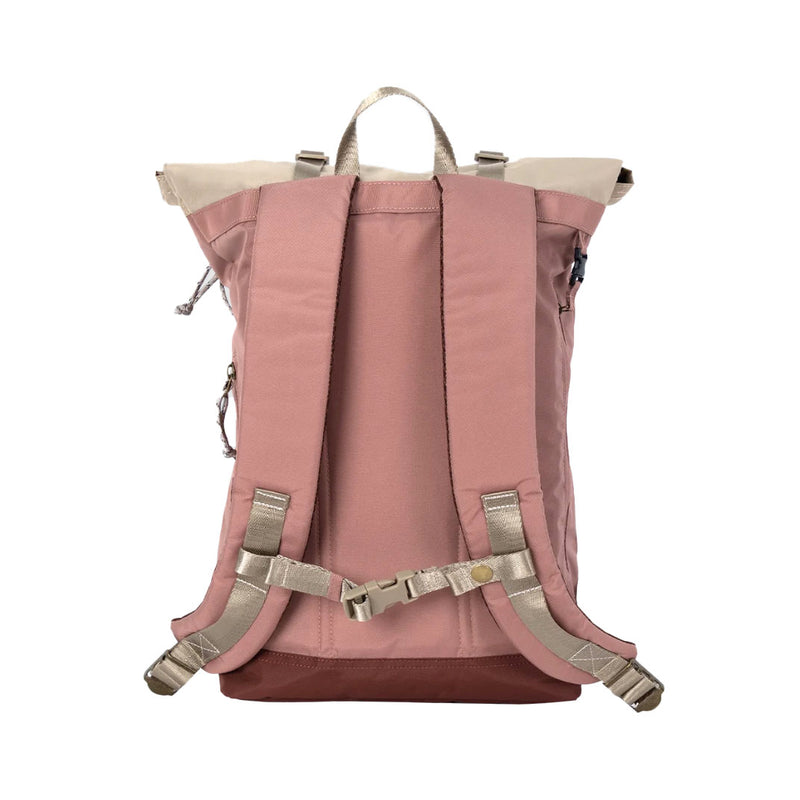 Bestel de Doughnut Christopher Small Jungle Backpack chestnut veilig, gemakkelijk en snel bij Revert 95. Check onze website voor de gehele Doughnut collectie, of kom gezellig langs bij onze winkel in Haarlem.	