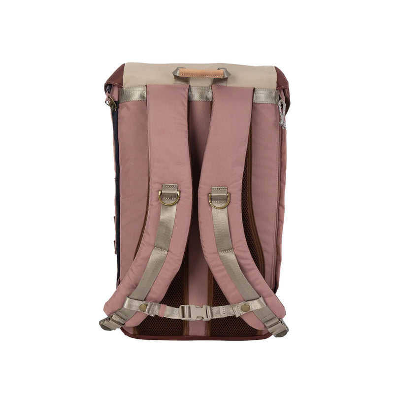 Bestel de Doughnut Colorado Jungle Backpack chestnut veilig, gemakkelijk en snel bij Revert 95. Check onze website voor de gehele Doughnut collectie, of kom gezellig langs bij onze winkel in Haarlem.	