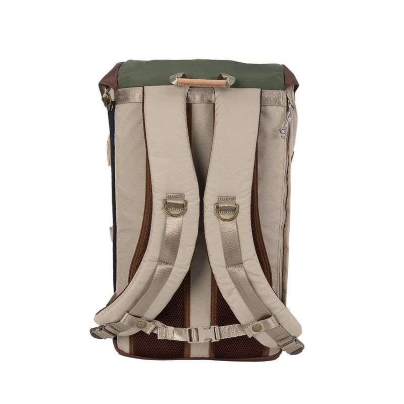 Bestel de Doughnut Colorado Jungle Backpack beige veilig, gemakkelijk en snel bij Revert 95. Check onze website voor de gehele Doughnut collectie, of kom gezellig langs bij onze winkel in Haarlem.	