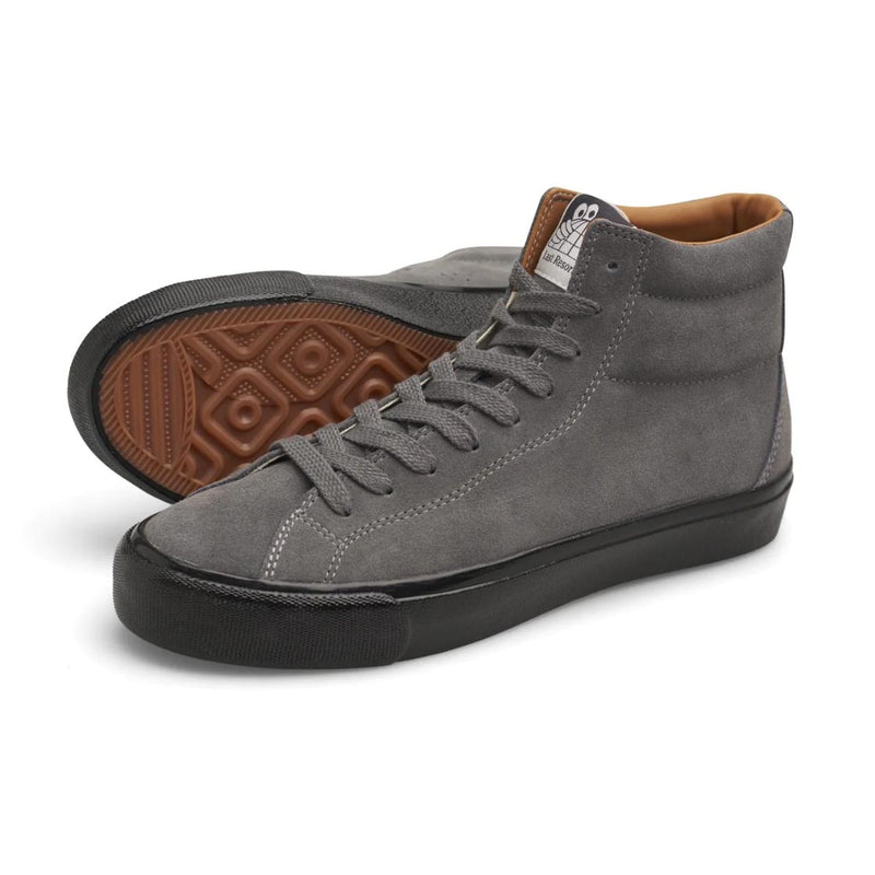 Bestel de Last Resort VM003 Suede HI Steel Grey Black veilig, gemakkelijk en snel bij Revert 95. Check onze website voor de gehele Last Resort AB collectie, of kom gezellig langs bij onze winkel in Haarlem.	