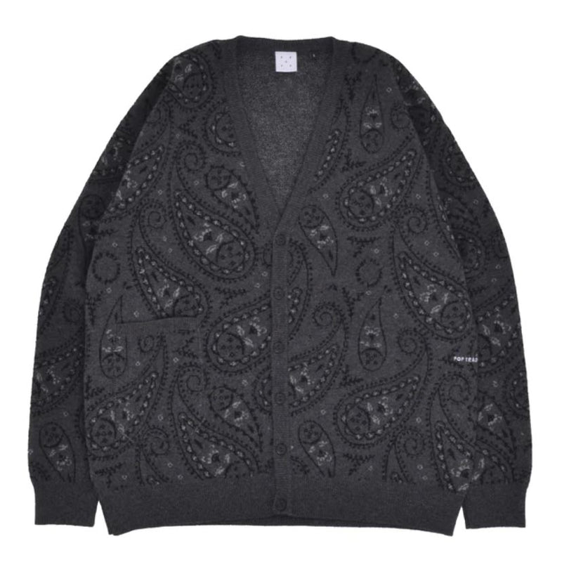 Bestel de Pop Trading Company paisley knitted cardigan veilig, gemakkelijk en snel bij Revert 95. Check onze website voor de gehele Pop Trading Company collectie, of kom gezellig langs bij onze winkel in Haarlem.