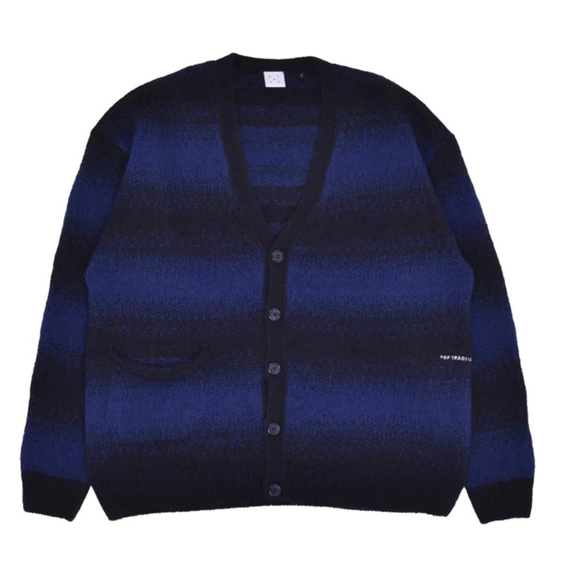 Bestel de Pop Trading Company striped knitted cardigan sodalite blue black veilig, gemakkelijk en snel bij Revert 95. Check onze website voor de gehele Pop Trading Company collectie, of kom gezellig langs bij onze winkel in Haarlem.	