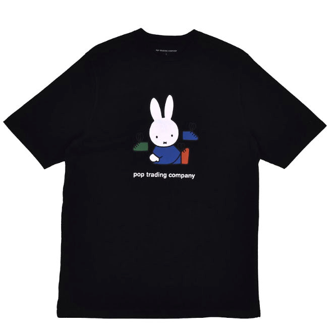 Bestel de Pop Trading Company miffy footwear t-shirt Black veilig, gemakkelijk en snel bij Revert 95. Check onze website voor de gehele Pop Trading Company collectie, of kom gezellig langs bij onze winkel in Haarlem.