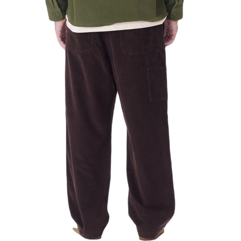 Bestel de Obey Big timer cord pant Java brown veilig, gemakkelijk en snel bij Revert 95. Check onze website voor de gehele Obey collectie, of kom gezellig langs bij onze winkel in Haarlem.