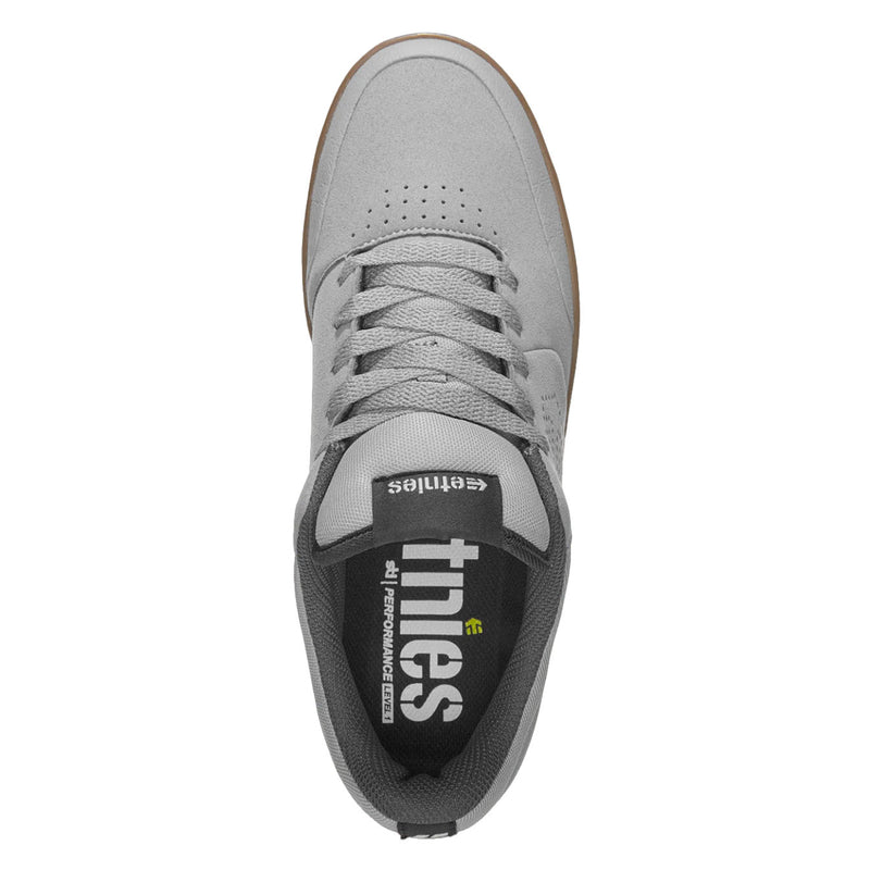Bestel de Etnies MARANA CEMENT veilig, gemakkelijk en snel bij Revert 95. Check onze website voor de gehele Etnies collectie, of kom gezellig langs bij onze winkel in Haarlem.