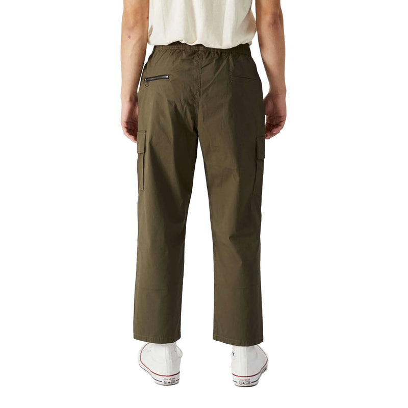 Bestel de Former PRAYER CARGO PANT Surplus veilig, gemakkelijk en snel bij Revert 95. Check onze website voor de gehele Former collectie, of kom gezellig langs bij onze winkel in Haarlem.	