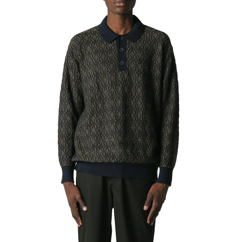Bestel de Former EXPANSION KNIT POLO Army Navy veilig, gemakkelijk en snel bij Revert 95. Check onze website voor de gehele Former collectie, of kom gezellig langs bij onze winkel in Haarlem.	