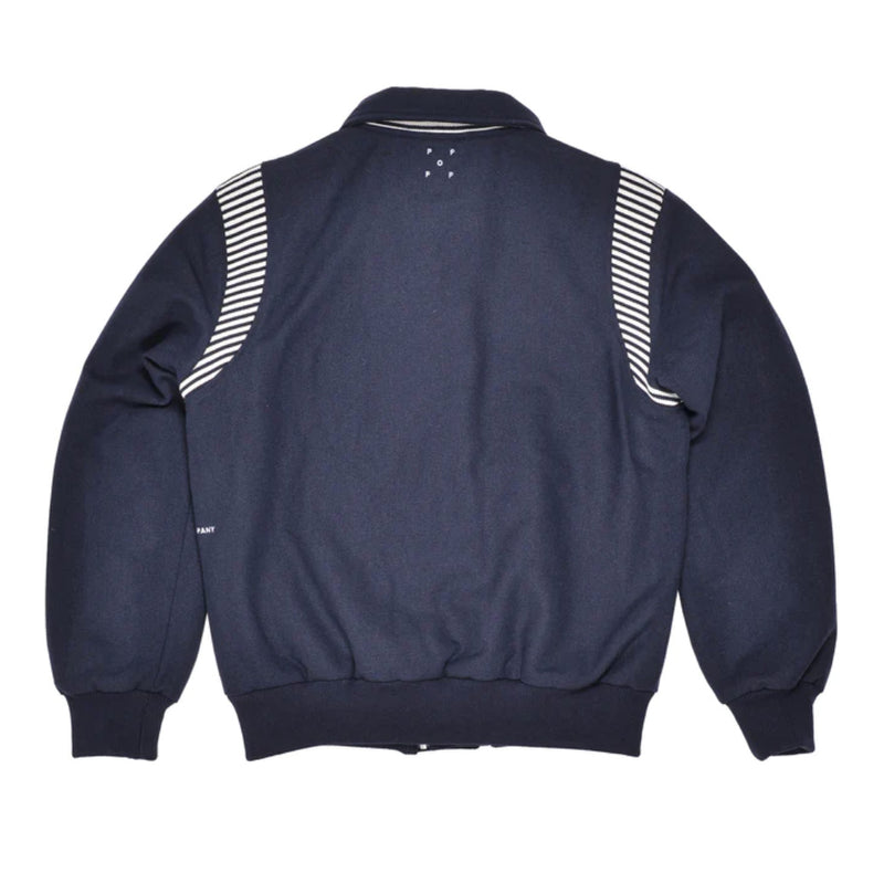 Bestel de Pop Trading Company varsity jacket navy snel, gemakkelijk en veilig bij Revert 95. Check onze website voor de gehele Pop Trading Company collectie of kom gezellig langs bij onze winkel in Haarlem.