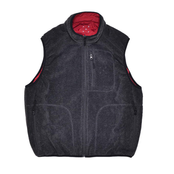 Bestel de Pop Trading Company reversible vest anthracite rio red snel, gemakkelijk en veilig bij Revert 95. Check onze website voor de gehele Pop Trading Company collectie of kom gezellig langs bij onze winkel in Haarlem.