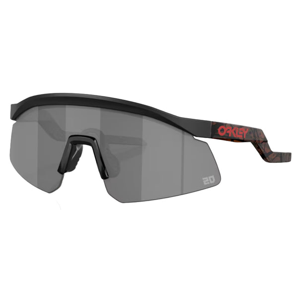 Bestel de Oakley Hydra Fabio Quartararo Signature Series Prizm Black Matte Black snel, gemakkelijk en veilig bij Revert 95. Check onze website voor de gehele Oakley collectie of kom gezellig langs bij onze winkel in Haarlem.