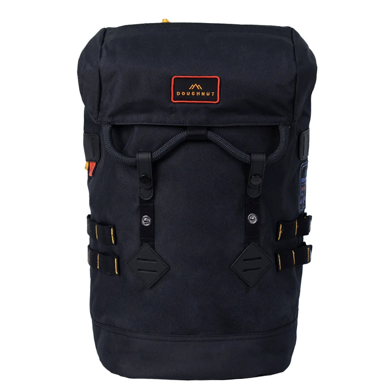 Bestel de Doughnut Colorado Happy Camper Backpack Black snel, gemakkelijk en veilig bij Revert 95. Check onze website voor de gehele Doughnut collectie of kom gezellig langs bij onze winkel in Haarlem.