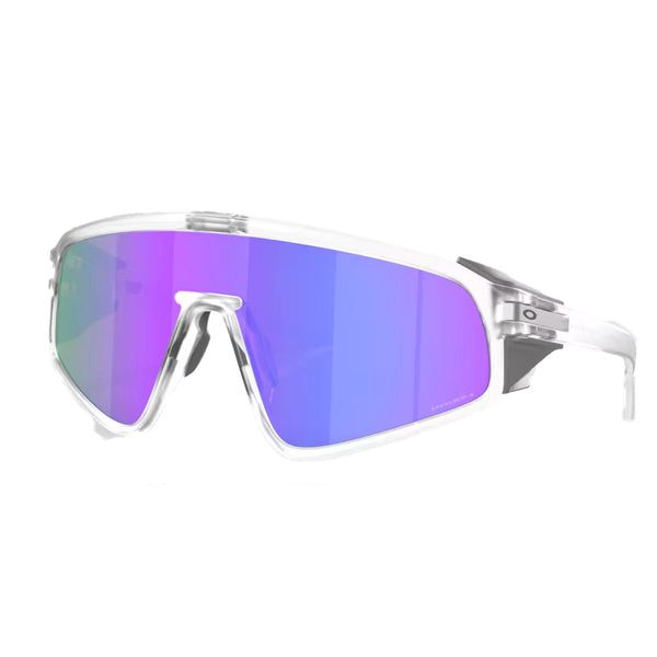 Bestel de Oakley Latch panel Prizm Violet Matte Clear snel, gemakkelijk en veilig bij Revert 95. Check onze website voor de gehele Oakley collectie of kom gezellig langs bij onze winkel in Haarlem.