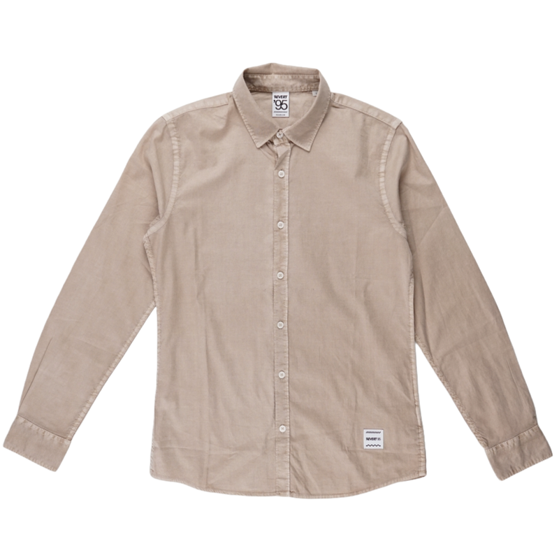 Koop het Revert 95 everydays are fiitted shirt veilig en snel bij Revert 95 online of kom hem checken in de winkel in Haarlem.