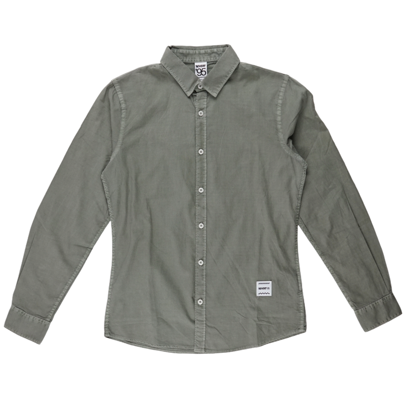 Koop het Revert 95 everydays are fiitted shirt veilig en snel bij Revert 95 online of kom hem checken in de winkel in Haarlem.