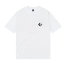 Magenta Skateboards Yin Tee, 100% katoen regular fit T-shirt met abstract yin-yang geïnspireerde Yin graphic van Soy Panday verkrijgbaar in White en Black, verkrijgbaar bij Revert 95 Haarlem