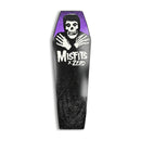 Zero x Misfits Fiend Coffin Glow In The Dark skateboard deck 9.5 inch, 7-ply maple custom coffin shaped deck met glow in the dark dip en Fiend Skull graphic 29.5 inch lang wheelbase 14.5 inch officieel gelicenseerd van The Misfits, verkrijgbaar bij Revert 95 Haarlem
