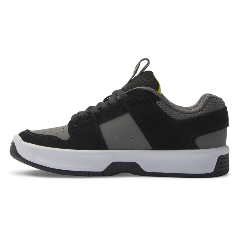 Bestel de DC Shoes LYNX ZERO BLACK LIME veilig, gemakkelijk en snel bij Revert 95. Check onze website voor de gehele DC Shoes collectie, of kom gezellig langs bij onze winkel in Haarlem.
