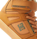 DC Shoes Pure High-Top EV Winterized Boot Kids Wheat, kinderschoen met sherpa voering, hook-and-loop sluiting en Pill Pattern buitenzool, verkrijgbaar bij Revert 95 Haarlem