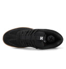 DC Shoes Astrix S in Black/Gum/White met Super Suede upper, TPR rubber kwart logo en cupsool met DC grip patroon, verkrijgbaar bij Revert 95 Haarlem
