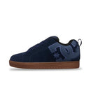 DC Shoes Court Graffik Dark Navy, skateschoen met nubuck leer upper, cupsole constructie en Pill Pattern buitenzool, verkrijgbaar bij Revert 95 Haarlem
