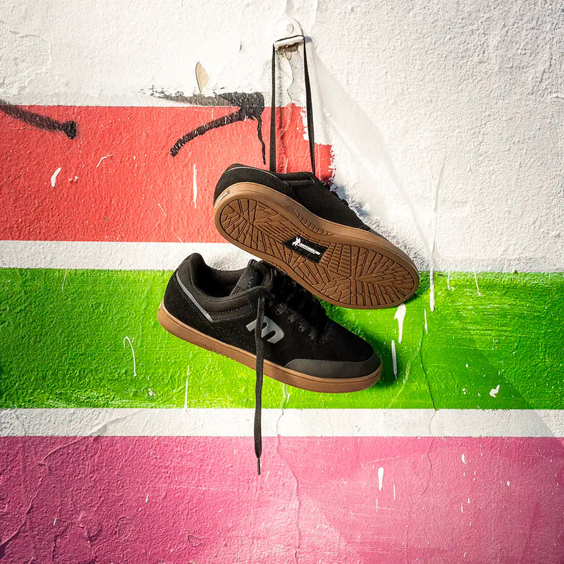 Etnies Marana Michelin Black Gum Dark Grey – zwarte en donkergrijze skateschoen met gumzool en Michelin rubber constructie