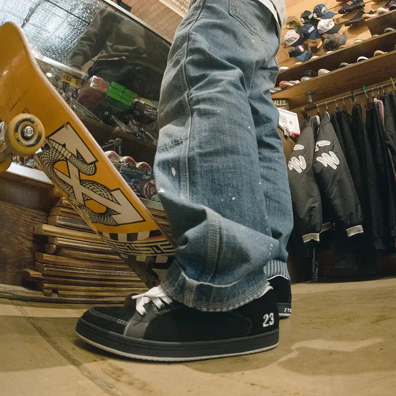Etnies Sal 23 Black White – retro skateschoen van Sal Barbier in zwart met wit