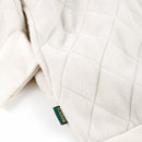 Bestel de Magenta LUNAR QUILTED HIGHNECK NATURAL veilig, gemakkelijk en snel bij Revert 95. Check onze website voor de gehele Magenta collectie, of kom gezellig langs bij onze winkel in Haarlem.