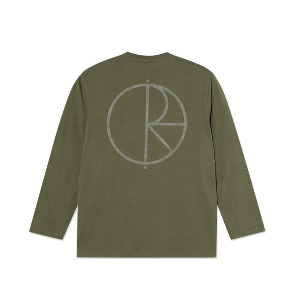 Polar Skate Co Steve LS Tee Stroke Logo Army Green – longsleeve van 100% katoen met geborduurd Stroke-logo op de borst in army-groene kleur.