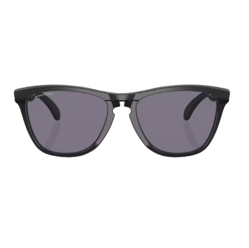 Bestel de Oakley Frogskins Range Matte Black Prizm Black snel, gemakkelijk en veilig bij Revert 95. Check onze website voor de gehele Oakley collectie of kom gezellig langs bij onze winkel in Haarlem.