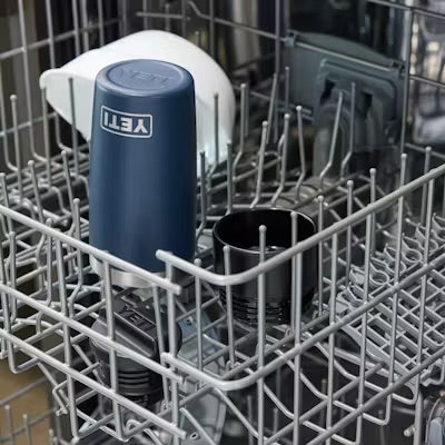 Yeti Rambler 16 oz Travel Bottle – roestvrijstalen geïsoleerde drinkfles met StrongHold-dop en magnetische sluiting