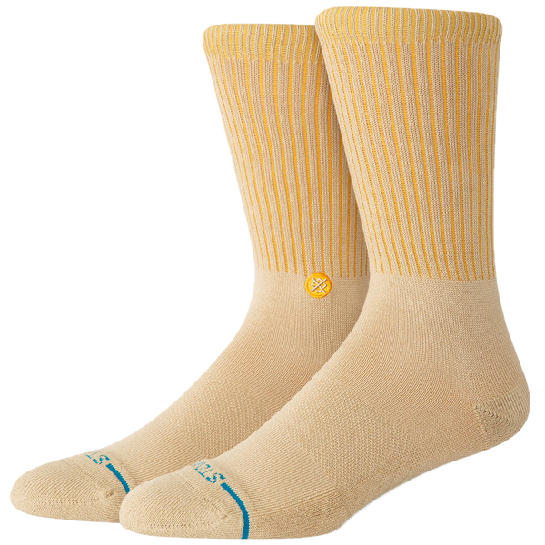 Stance Icon Pop Crew Sand – crew sokken in zandkleur met contrasterende Pop-details, medium cushioning en Stance branding