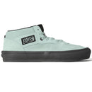 Vans Skate Half Cab Gray Olive – mid-top skateschoen in grijs/olijfgroen suède met Half Cab patch en wafelzool